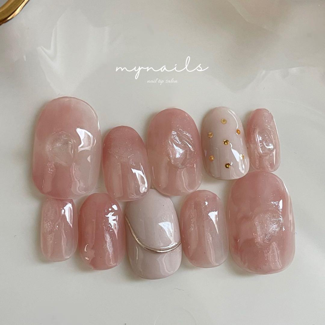 オーダーネイルチップ ニュアンスうるうるピーチ 桃ちゅるん