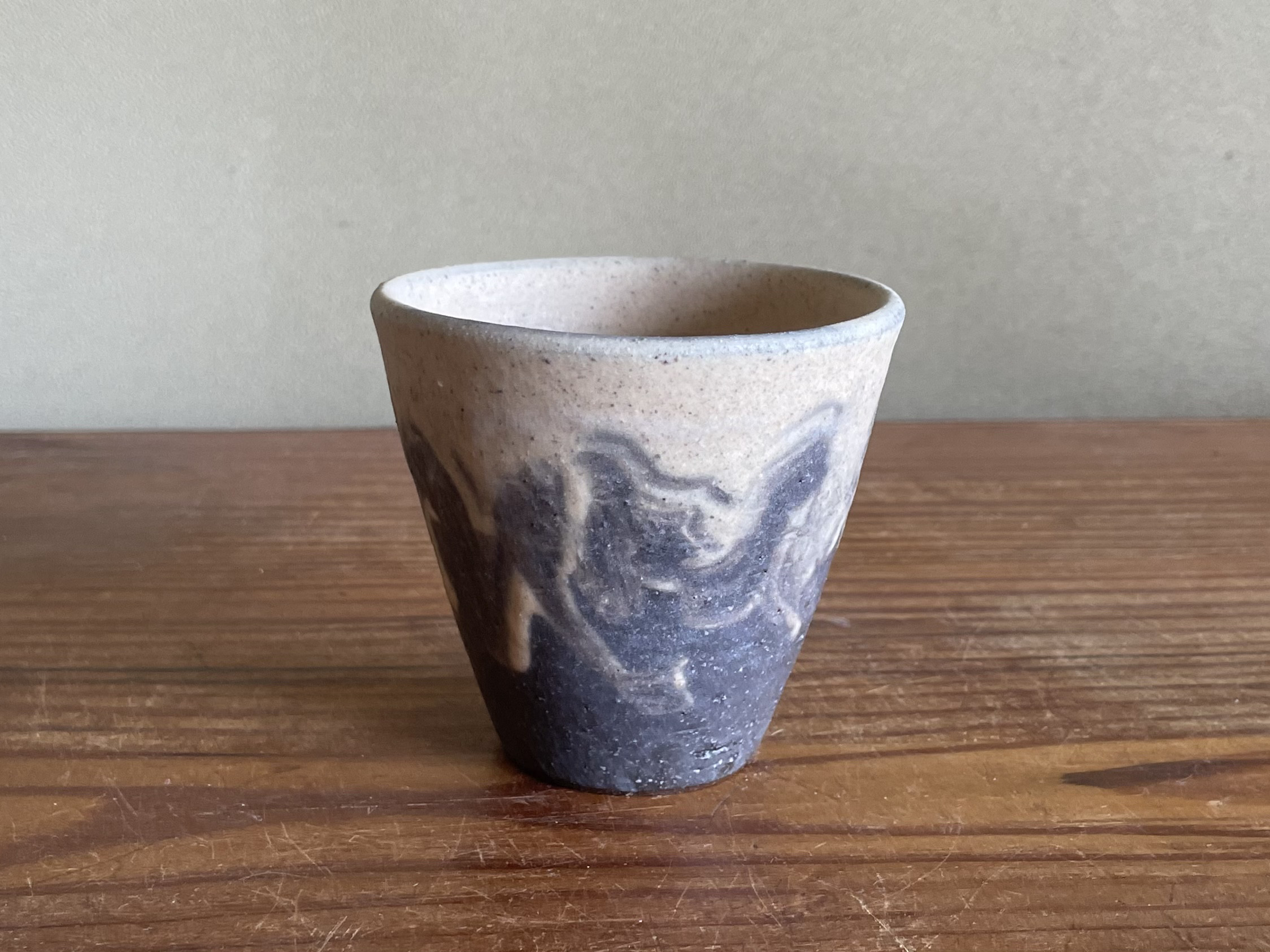 0648　湯呑み  陶器  コップ  詳細不明 0648湯呑み 陶器 コップ 詳細不明