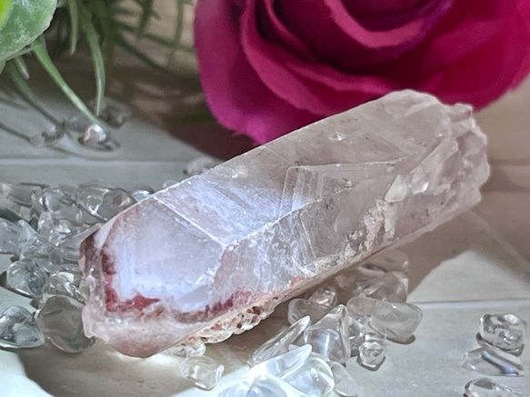 龍脈水晶✨　ファントム　ヘマタイトインクォーツ　ポイント　原石　ラフストーン 龍脈水晶✨ファントムヘマタイトインクォーツポイント原石ラフストーン