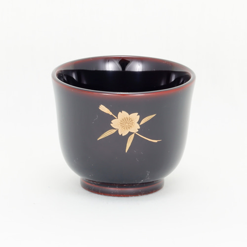 朱塗 祥瑞蒔絵 盃 酒器 ぐい呑 朱塗 祥瑞蒔絵 盃 酒器 ぐい呑