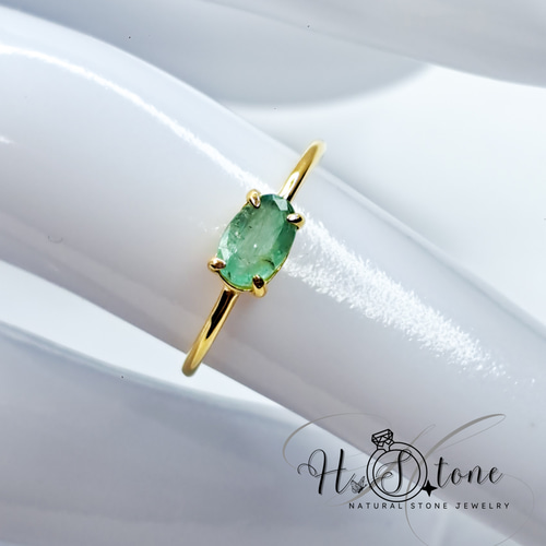 エメラルドリング　フリーサイズ　ザンビア産 エメラルドリングフリーサイズザンビア産