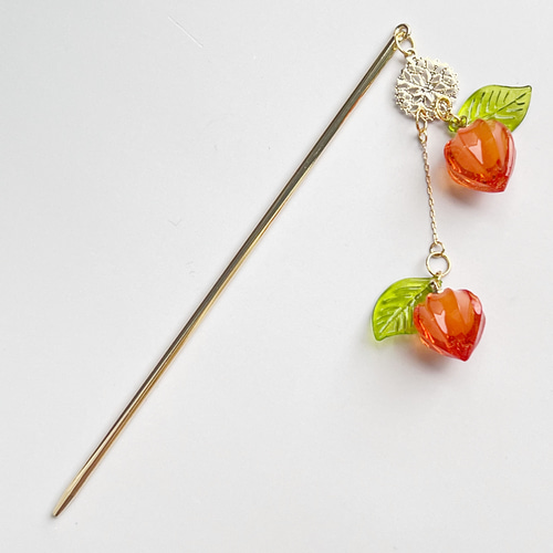 レジンで作った小さな鬼灯のかんざし 簪 ほおずき ホオズキ レジンで作った小さな鬼灯のかんざし 簪 ほおずき ホオズキ