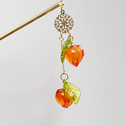 蝶々と鬼灯　レジン鬼灯と蝶　桜　月　刀　球体レジン　和ゴス　一本かんざし ddc88501a79e4dfda786c0f6de649c