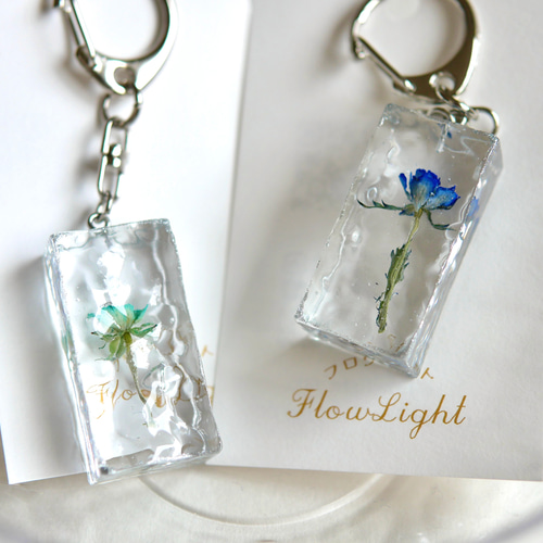 超特価激安 水中花キーホルダー クリア -フロウ light flow キーホルダー チャーム