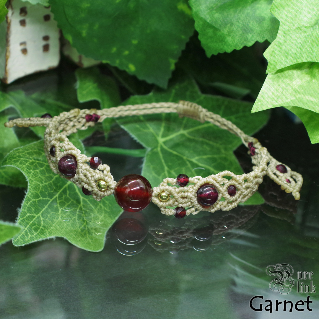 ノアの箱舟のカンテラ『ガーネット』マクラメ編ブレスレット7