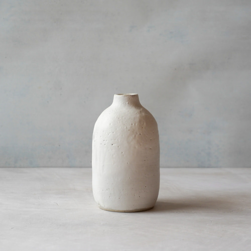 白マットのフラワーベース 一輪挿し・花瓶・花器 BOOKMARK 通販