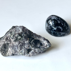 母岩付きカルサイト 蛍光有り 方解石原石 天然石 stonetatsuya 通販