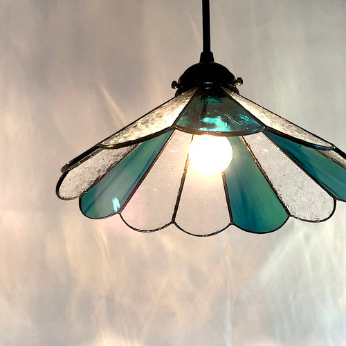 ペンダントライト 傘型（ペールグリーンアクア&フロレンティンクリアー