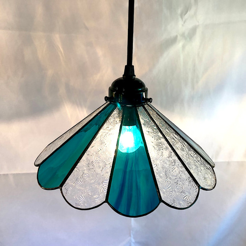 ペンダントライト 傘型（ペールグリーンアクア&フロレンティンクリアー