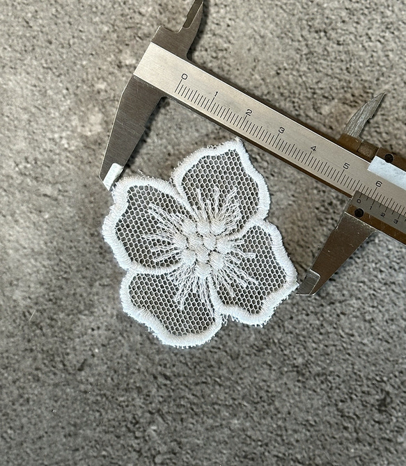 10枚入 ◆ チュールモチーフレース ◆ 4弁花柄 ◆ 日本製 ◆ M-lace-No,184 3枚目の画像