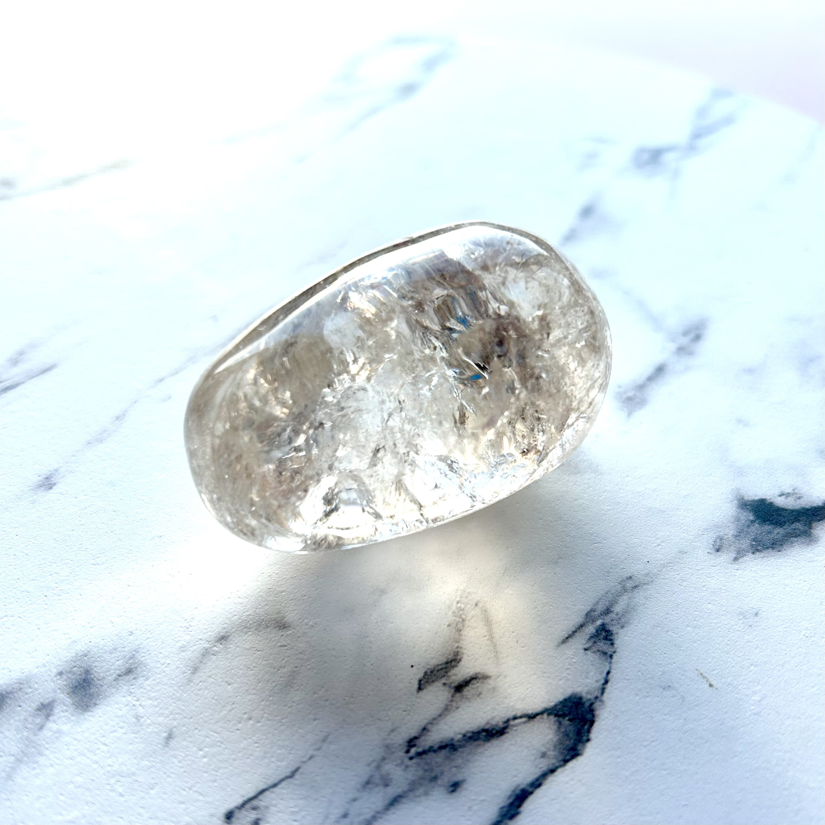 虹入りエッグクリスタル