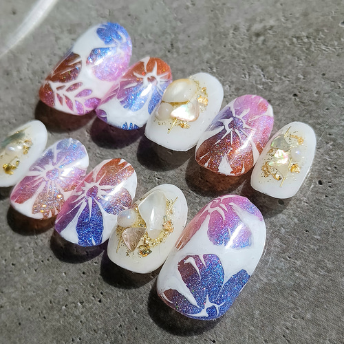 受注製作】 白抜きハワイアン フラワー ネイルチップ No.206 ネイル 
