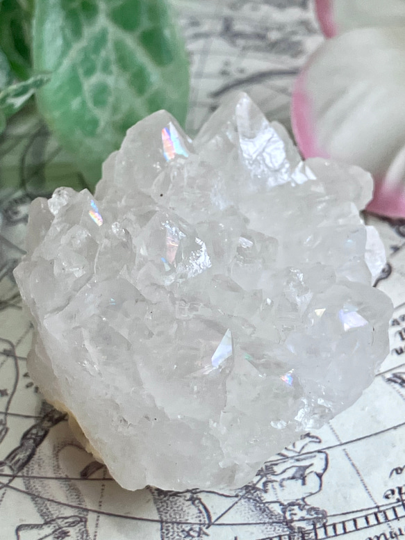 天からの祝福✨　アナンダライト　水晶　レインボークォーツ　原石　クラスター 