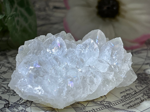 天からの祝福✨　アナンダライト　水晶　レインボークォーツ　原石　クラスター 