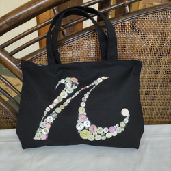 羊毛フェルト　ハンドメイドトートバッグ　リス　フェイクレザー オリジナル 刺繍 ワンポイント フェイクレザー スクエア ミニ