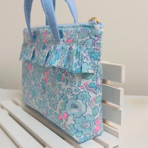 ☆新作☆輸入リバティ生地使用☆送料無料【バッグ ポーチ  