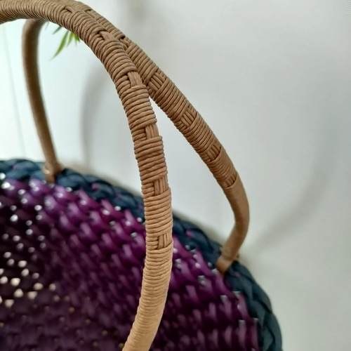 花編みかごバッグM 紫柄入 クラフトバンド かごバッグ 野々太郎 通販