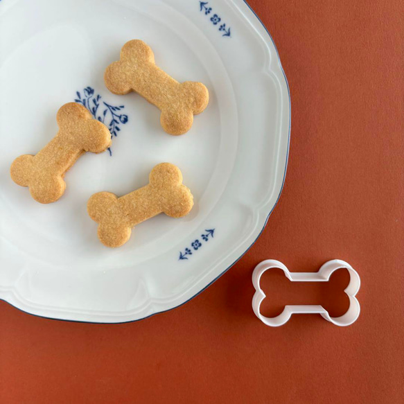犬✴︎骨【クッキー型】 1枚目の画像
