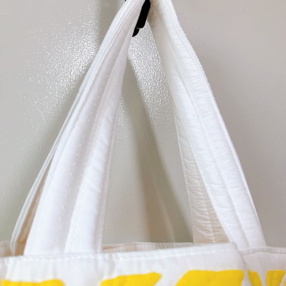 creema限定　一点物！！　手縫い！！ハワイアンキルトの黄色がかわいい大きめトートバッグ　ホヌ 