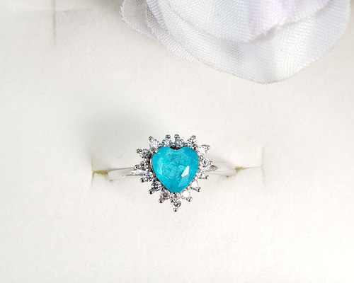 合成パライバトルマリン アンティークスタイル リボンリング フリーサイズ 1点物 合成パライバトルマリン アンティークスタイル リボンリング