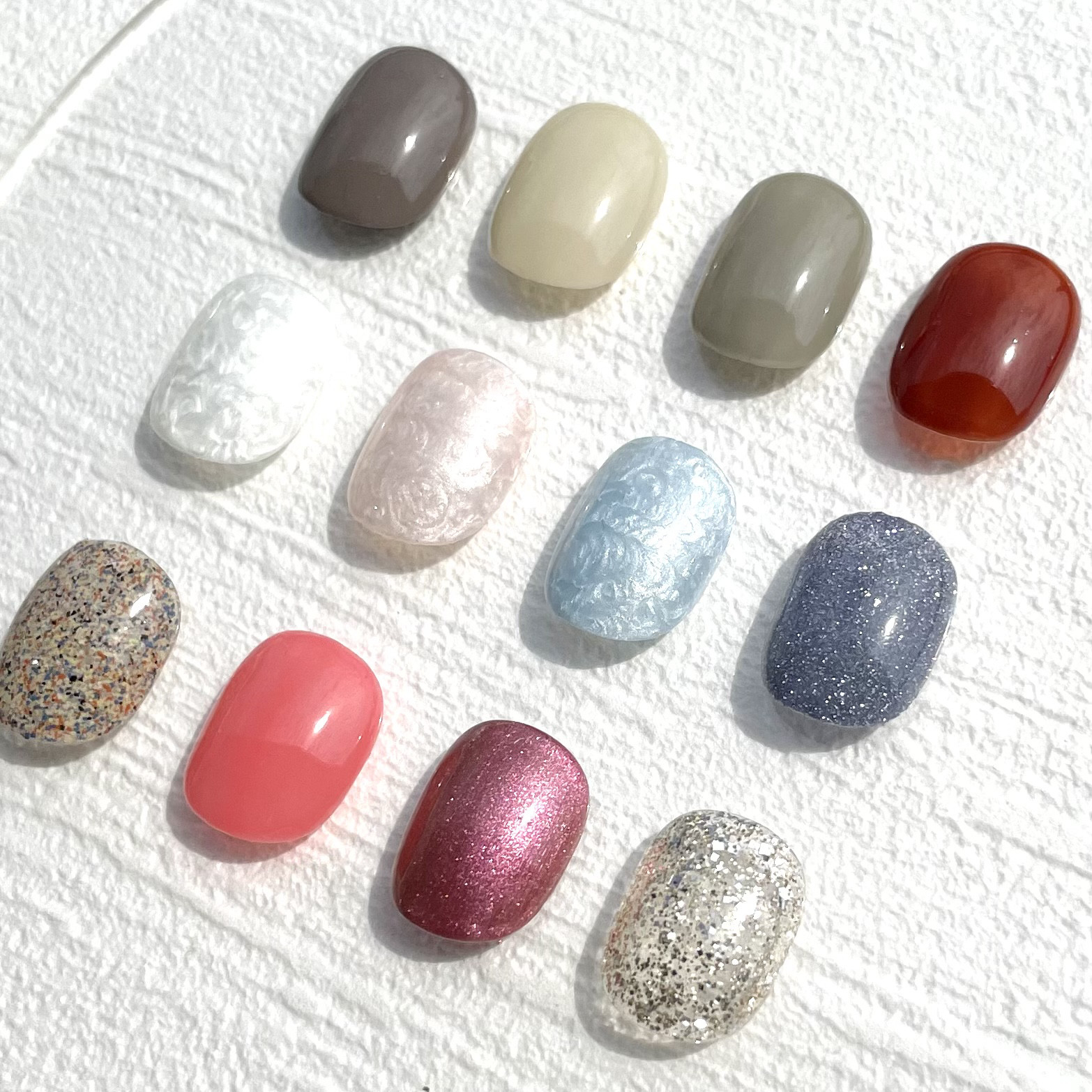 デザイン、カラーが選べて2480円〜❤︎ オーダー　ネイルチップ 色が選べるワンカラー No.21 ネイルチップ（つけ爪） Latte nail