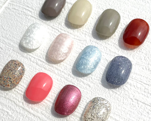 色が選べるワンカラー No.21 ネイルチップ（つけ爪） Latte nail