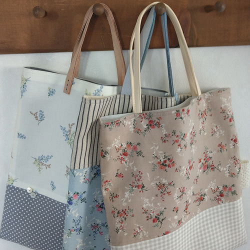 花柄モチーフのトートバッグ トートバッグ バッグ 花柄[品番：XV000020948]｜STYLEBLOCK