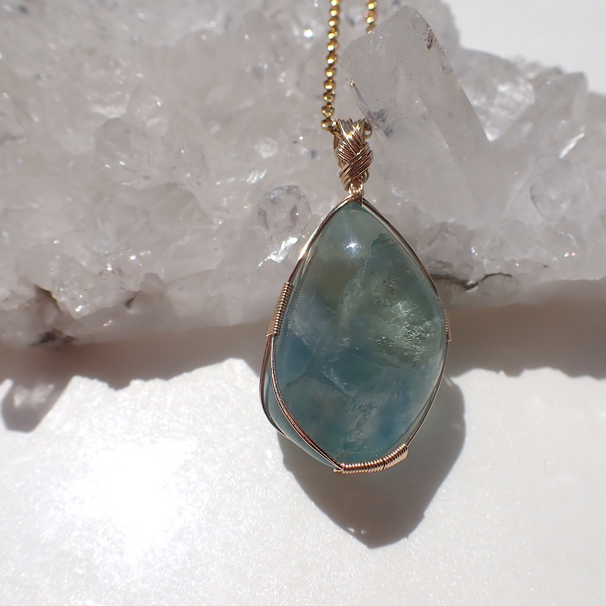 女神巻き®︎フローライトタンブルのペンダントトップ