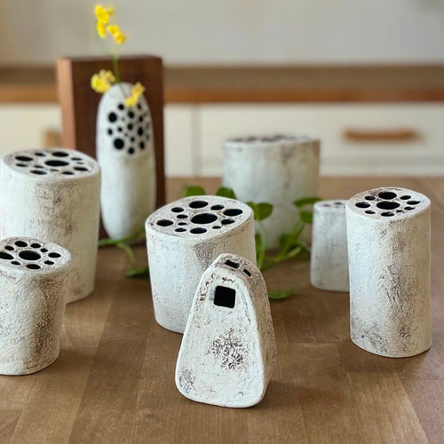 白い花入『白掛』 一輪挿し・花瓶・花器 陶工房 海 今井香苗 通販