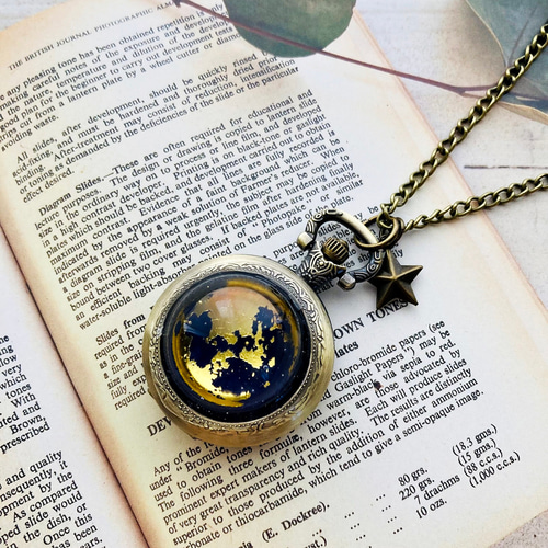 月灯かりのネックレス（懐中時計） ネックレス・ペンダント