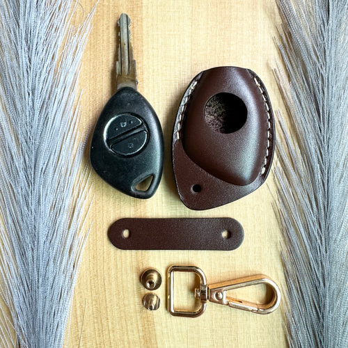 選べる革とステッチと金具】 スバル ステラ等 スマートキーケース キー