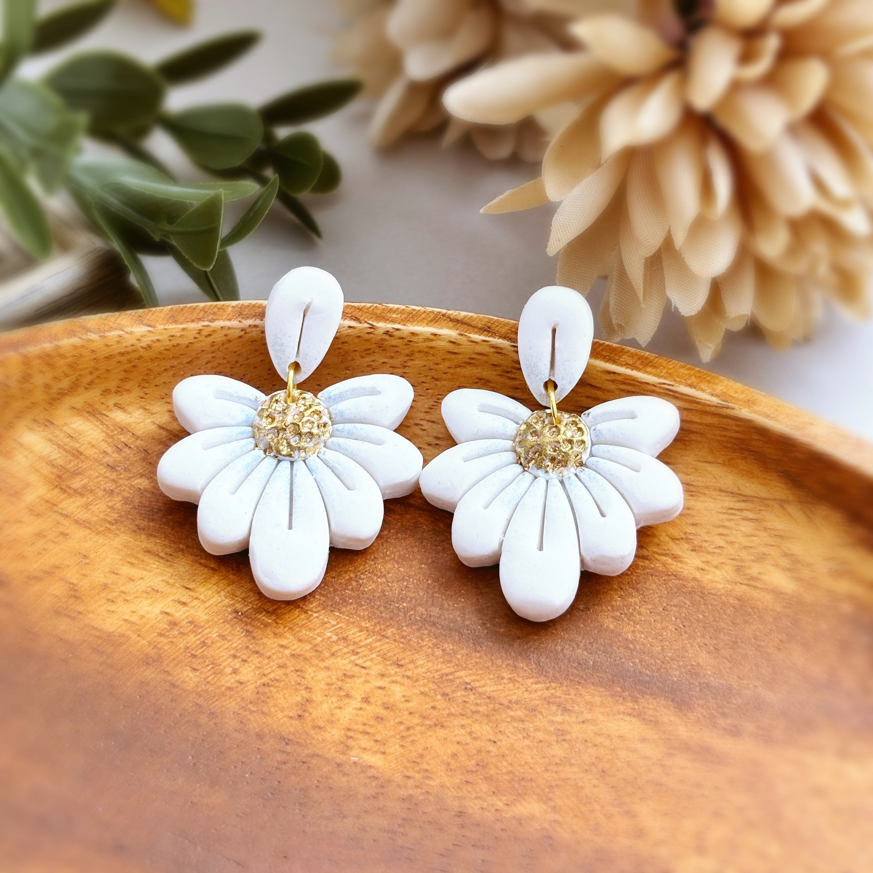 ✨良品✨ANTEPRIMA アンテプリマ　ストーンピアス　花　フラワー