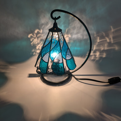 ステンドグラスのランプ ブルーA スタンドライト・テーブルランプ