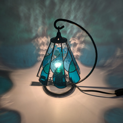 ステンドグラスのランプ ブルーB スタンドライト・テーブルランプ