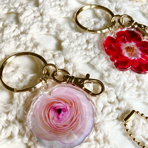 フラワーアクリルキーホルダー／L】ラナンキュラス＊ハイビスカス