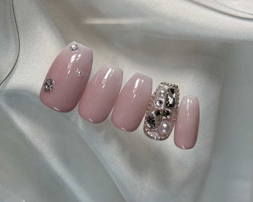 ネイルチップ ベイビーブーマー(ブライダルネイル/ウェディング