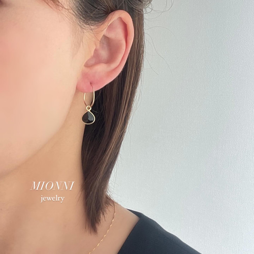 2WAY】マロンカットの天然石フープピアス ムーンストーン、ブラック  