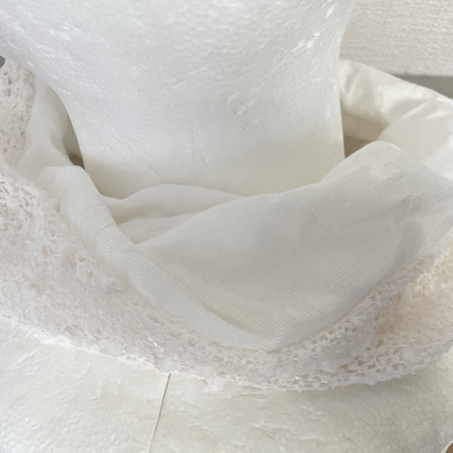 WWSホワイト&ホワイトスパンコール国内手作りネックウォーマー 日焼け  