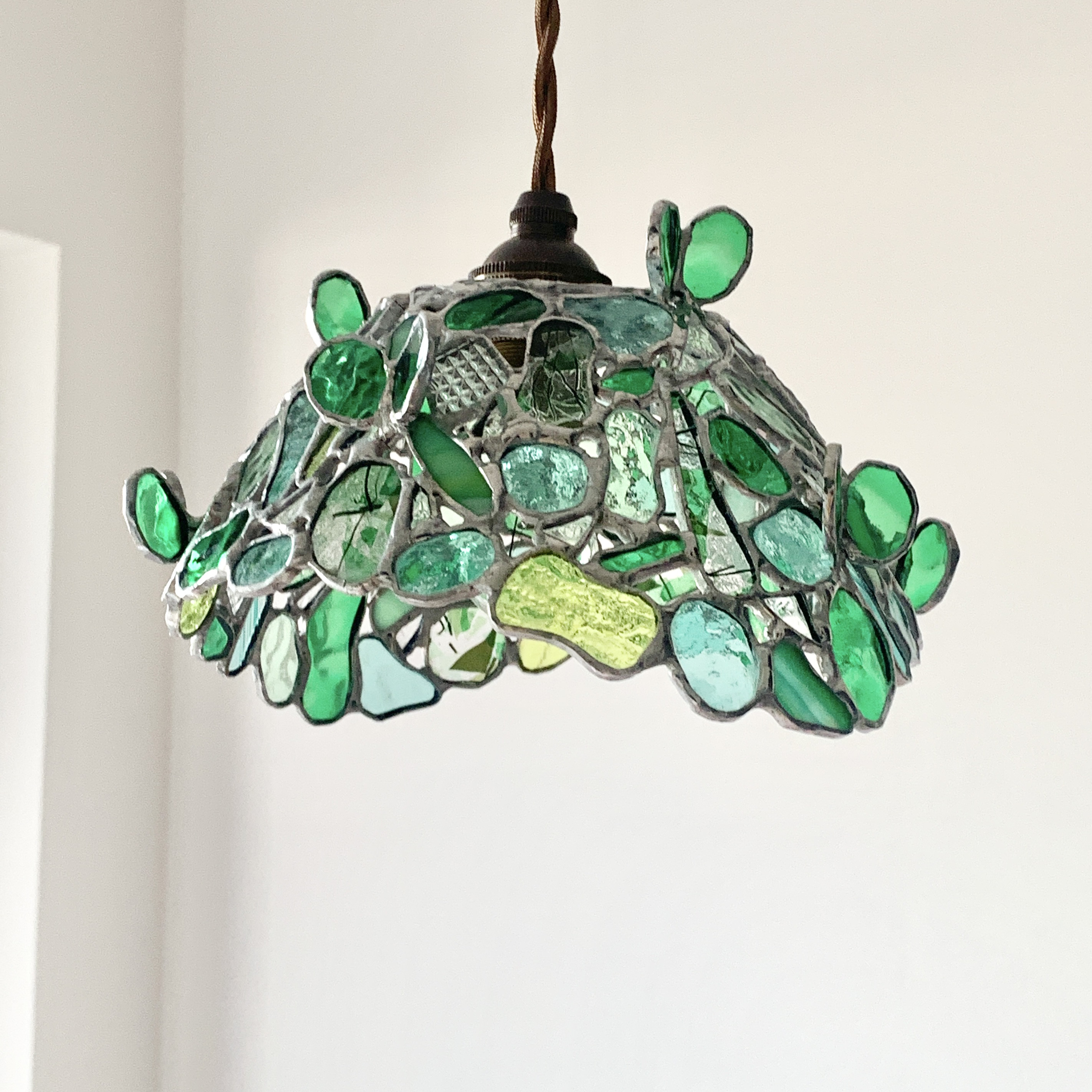 『ロマンティック ナイト』ペンダント灯:パピヨン　エメラルドグリーン