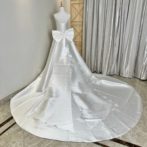 高品質保証！憧れのドレス チューブトップ たっぷりパール 純白