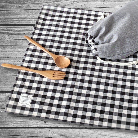 給食袋 ナフキン ブラック 黒 シワになりにくい 巾着袋 ノン