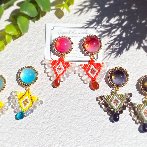 No.112【レッド】 カボションとビーズステッチのピアスorイヤリング  