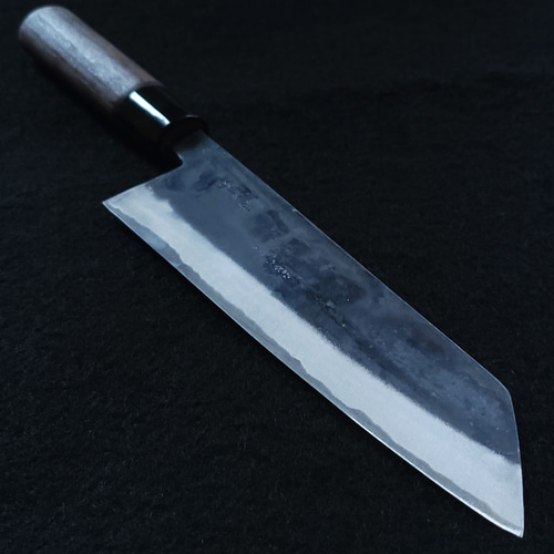 青紙2号 黒打 切付（万能）包丁 210㎜ G1429 焼柄 月光作 青紙2号 黒打 切付（万能）包丁 210㎜ G1429 焼柄 月光作 - メルカリ