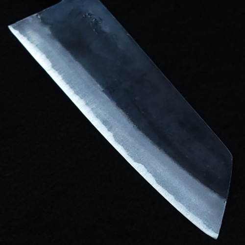 白紙2号 黒打 文化(万能)包丁 195㎜ #1518 焼栗柄 月光作 包丁 白紙2号 黒打 文化(万能)包丁 195㎜ #1518 焼栗柄 月光作 包丁