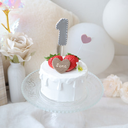 シンプルないちごの2段クレイケーキ☆誕生日ケーキ 雑貨・その他