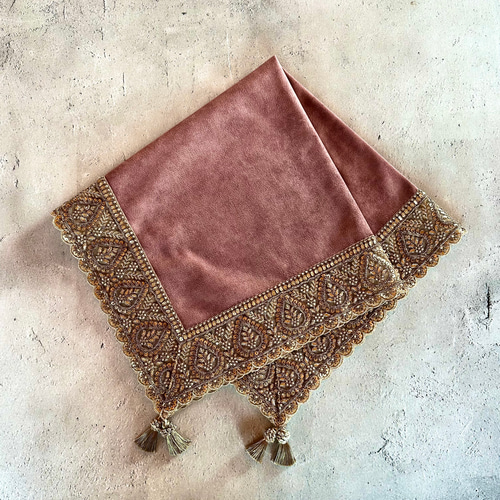 数量限定】インド製ゴールド刺繍リボンのタロットクロス レースデザイン