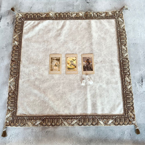 インド製ゴールド刺繍りぼん タロットクロス その他インテリア