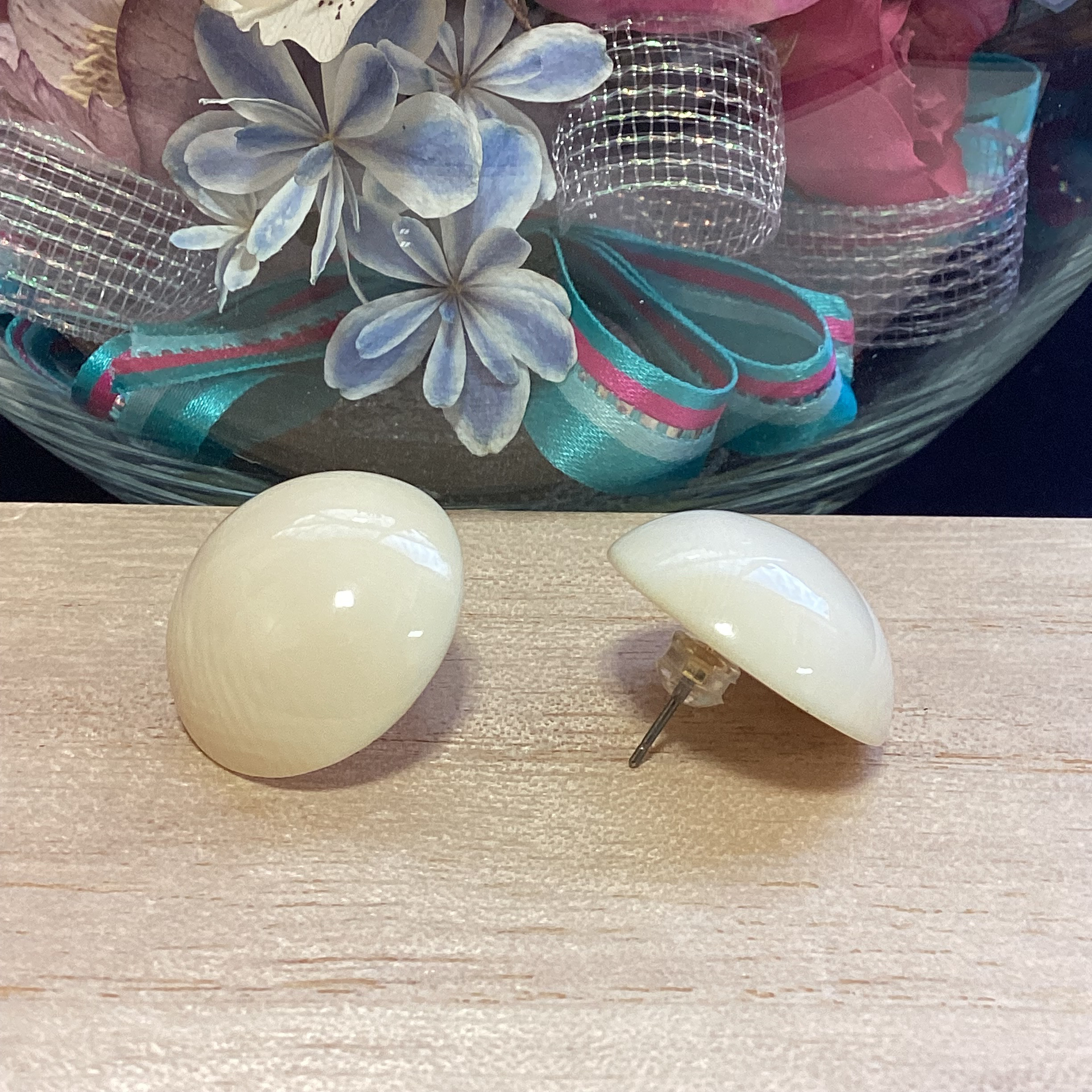 ☆本象牙ピアス（直径2.4cm)  ※H-4