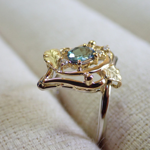 ソーティング付き♪アレキサンドライトのリング アレキサンドライト（ソーティング付き）イエローゴールド