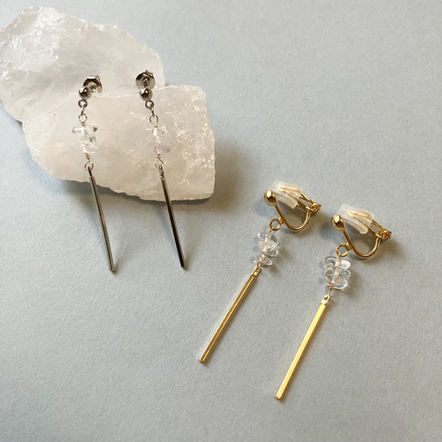 透明 クリスタルさざれ石 スティック ピアス/イヤリング (金属